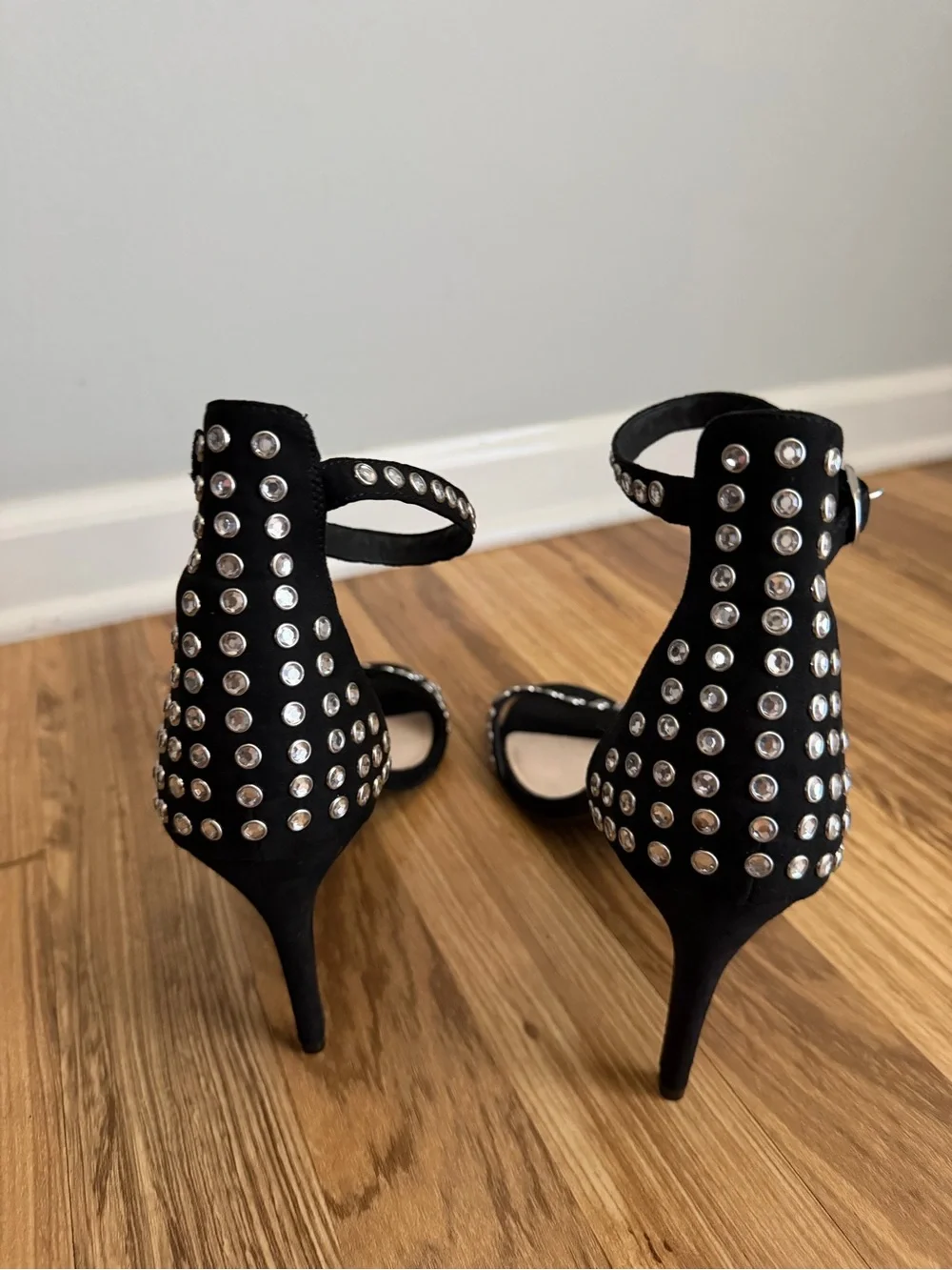 Chinese Laundry Black Studded Ankle Strap Stiletto Heels Sandal Size 11M